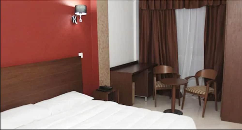 Medina Hotel Boumerdès Buitenkant foto